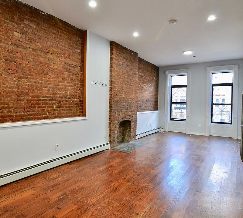 1st image of 166 Herkimer St #A
