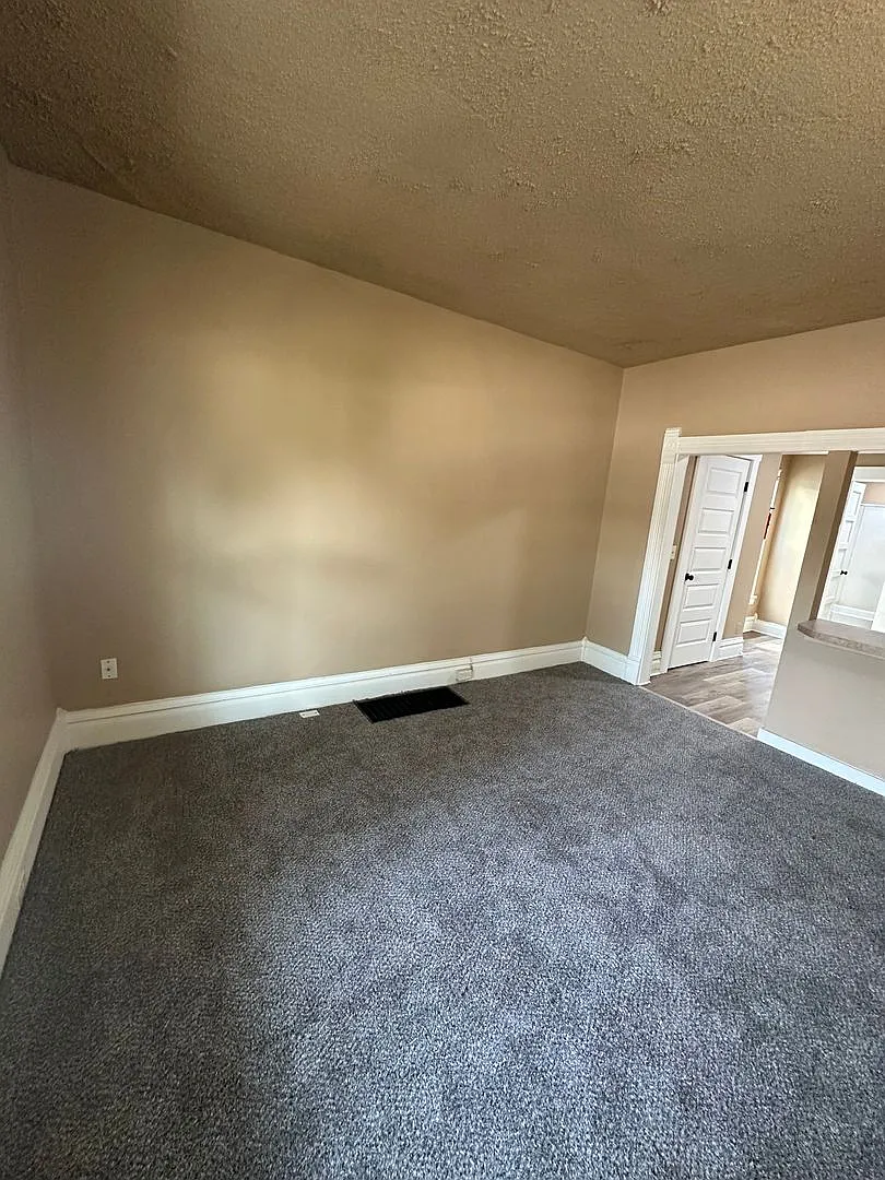 CTP1221 — Photo 2