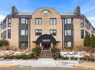 14601 Atrium Way APT 332, Minnetonka, MN 55345