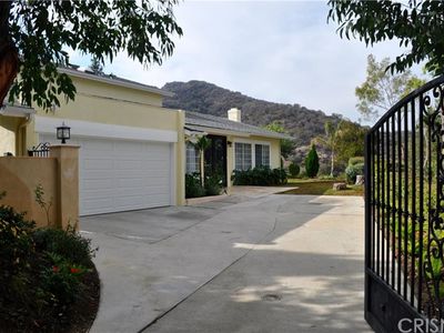 16883 Encino Hills Dr, Encino, CA, 91436