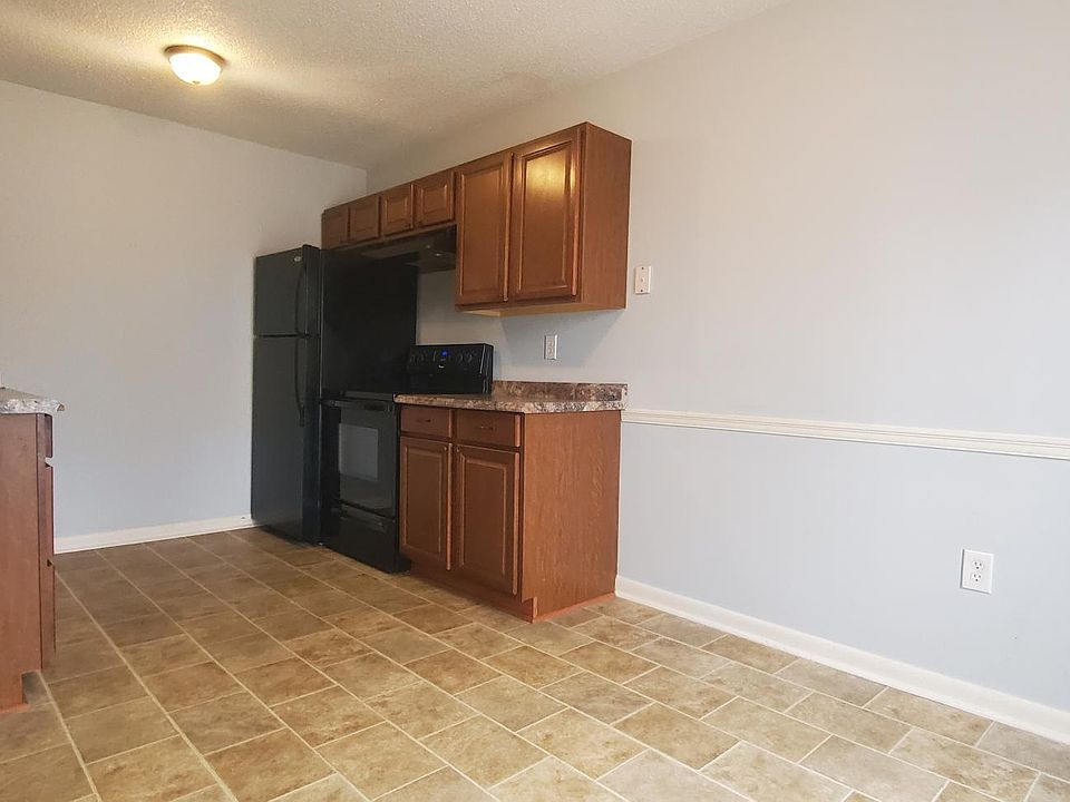 1st image of 3309 Bridges St APT 4