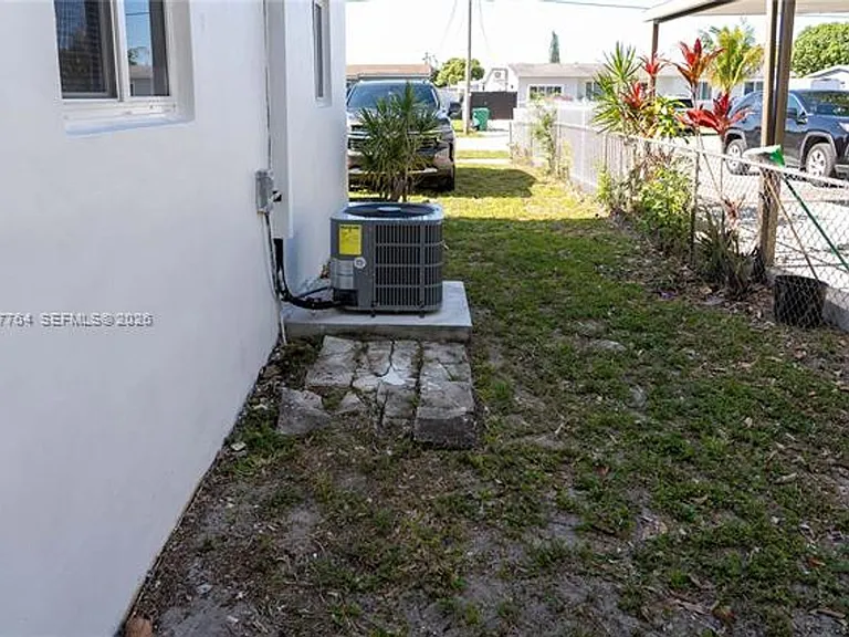 4000 NW 195th St — Photo 55