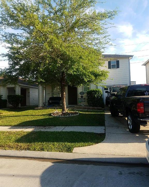 1st image of 414 Silky Leaf Dr