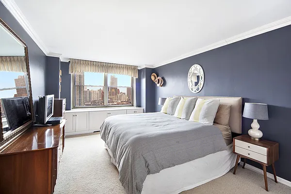 Sold by Town Residential | media 14