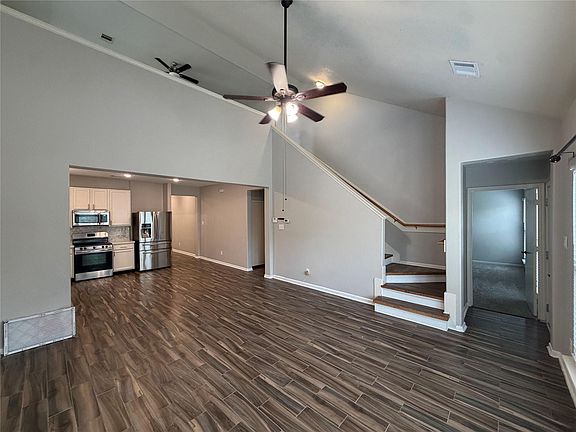 4th image of 4123 Knollwick Ct