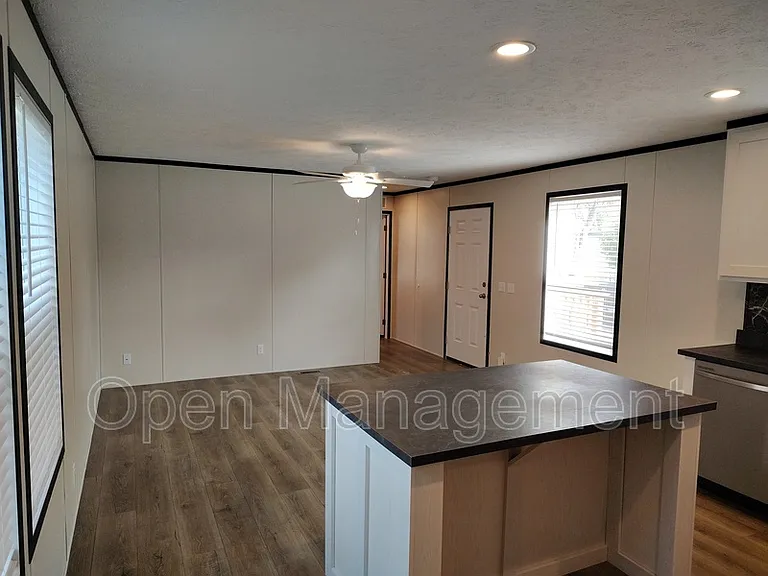 120 Terry Blvd #15S — Photo 11