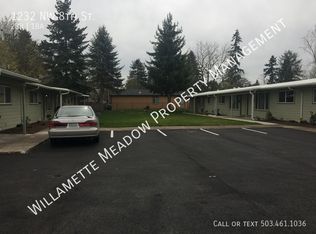 1232 8th St NW, Salem, OR