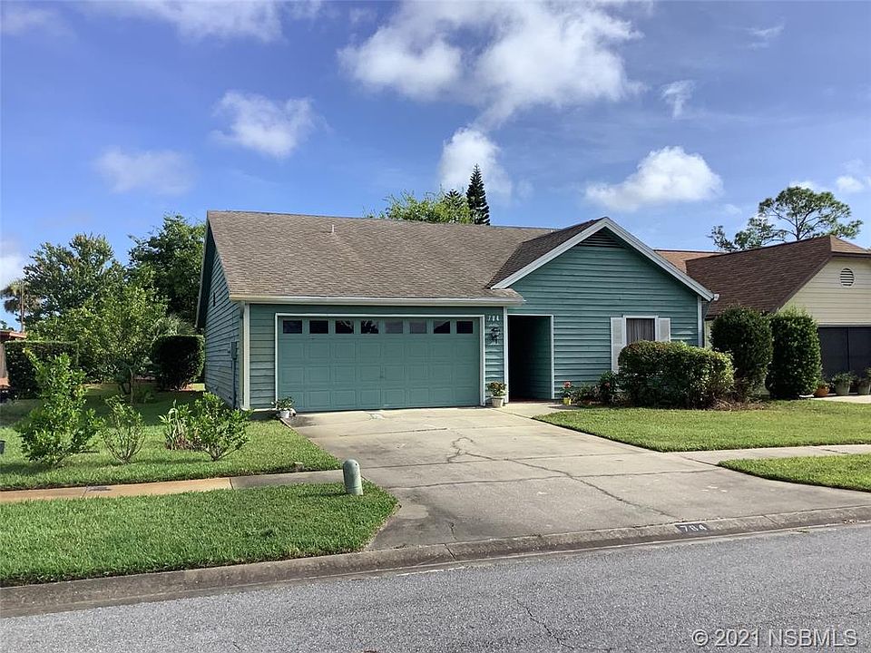 1st image of 784 Pine Shores Cir