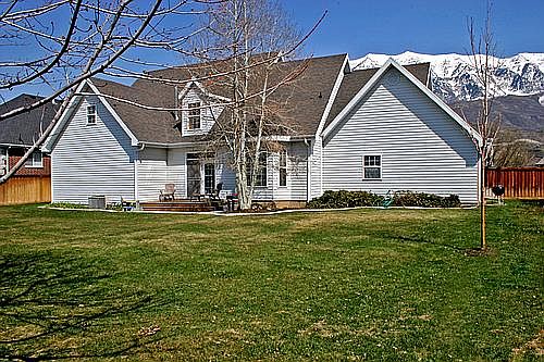 3rd image of 477 N Palisades Dr