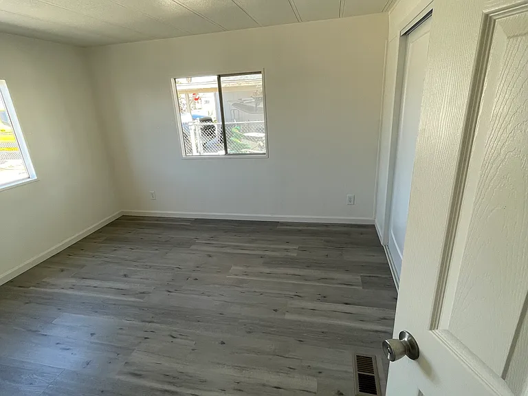 5636 S Pasadena Rd #1 — Photo 8