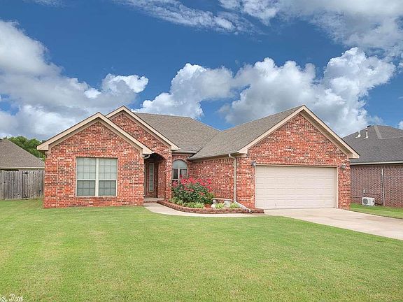2nd image of 1809 Reveille Cir