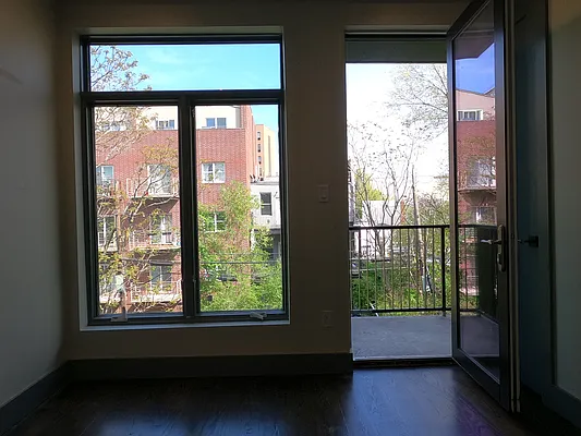 Rented by ERNY LLC | media 8