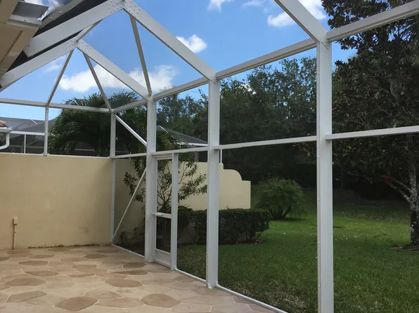2924 Rio Claro Dr S, Wellington, FL 33414