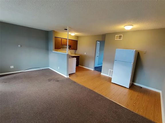 5th image of 217 N Hamilton St #6