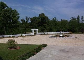 2nd image of 28 Dobby Ln