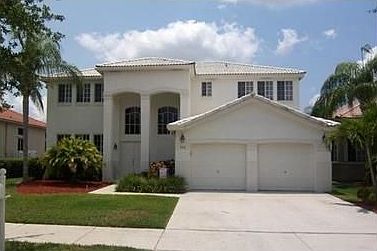 4th image of 703 Heritage Way