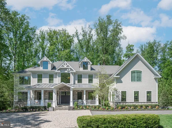 9923 Logan Dr, Potomac, MD 20854