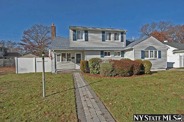 1st image of 146 Fairview Ave