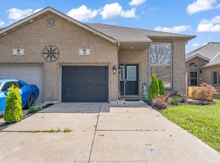 51 Anfred St, Leamington, ON N8H5L3