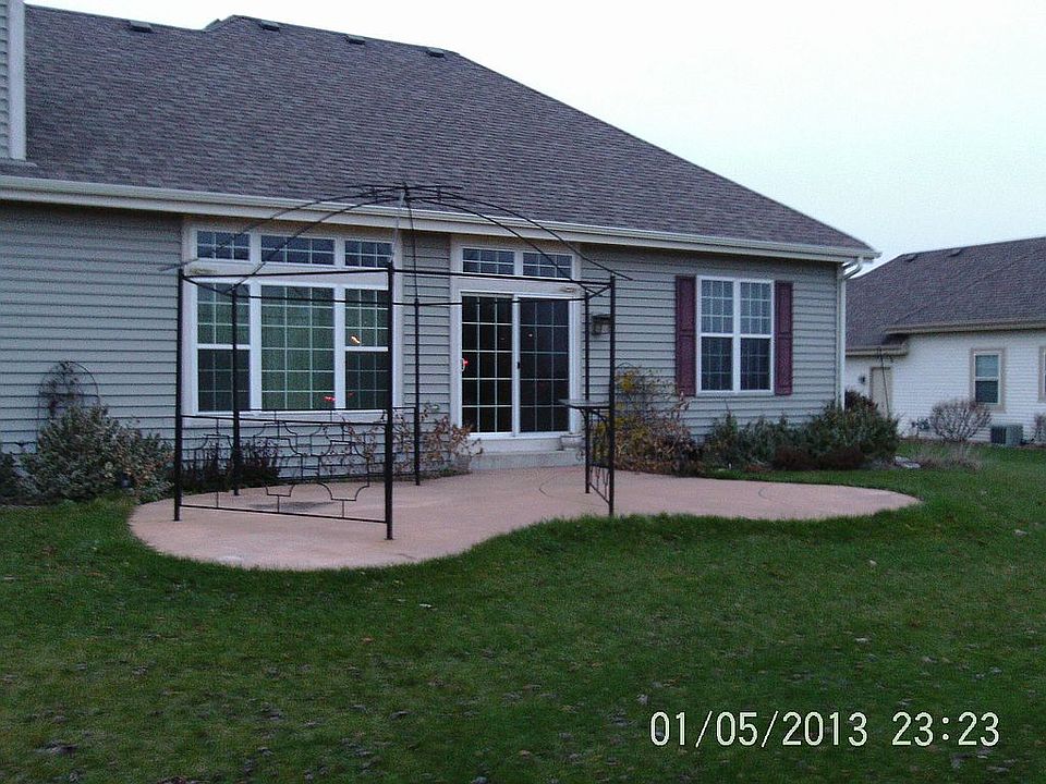 2nd image of 713 Stoecker Farm Ave
