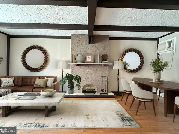 2117 S Rosewood St, Philadelphia, PA 19145