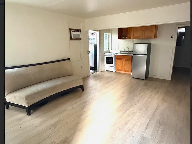 251 Kaiulani Ave #A — Photo 6