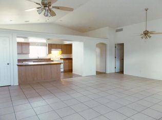 6231 S Saddle Ln, Hereford, AZ 85615