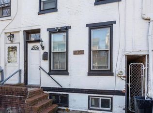 33 Oak St, Trenton, NJ 08638