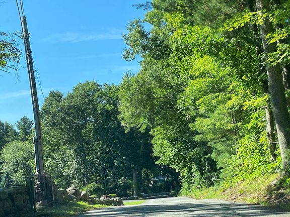 4th image of 134 Leland Hill Rd