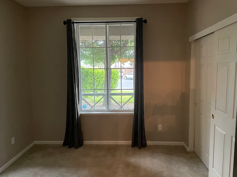 702 Quail Run Cir — Photo 44