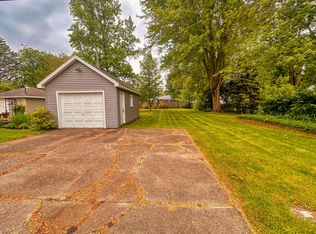 1314 Ferry St, Niles, MI