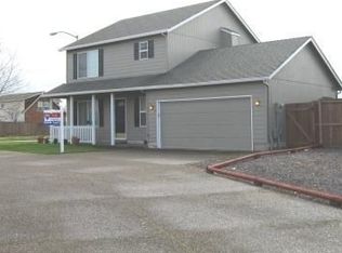 687 Oakwood Dr, Eugene, OR 97402