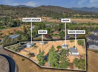 1324 Vawter Rd, Medford, OR 97501