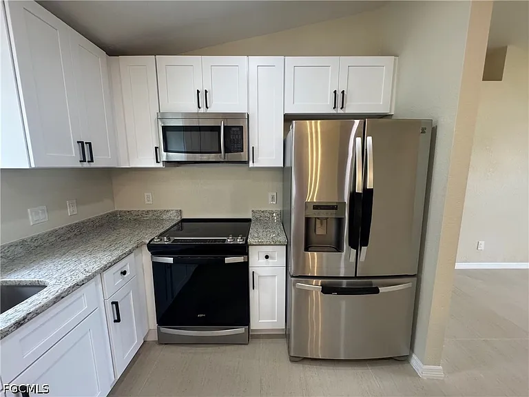 4426 SW Santa Barbara Pl — Photo 4