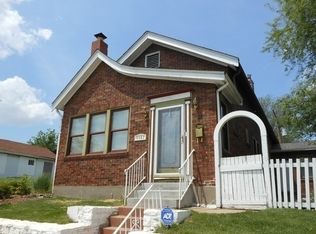 5323-5327 Riverview Blvd, Saint Louis, MO 63120