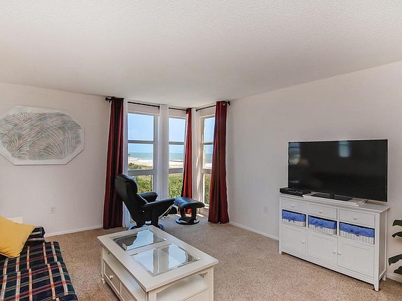 4th image of 4700 Ocean Beach Blvd APT 428