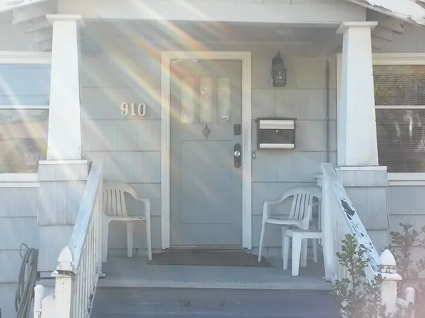 910 Newell St, Bellingham, WA 98225