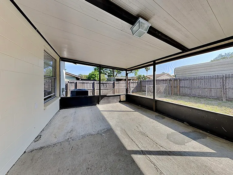 2709 Manor Hill Dr — Photo 19
