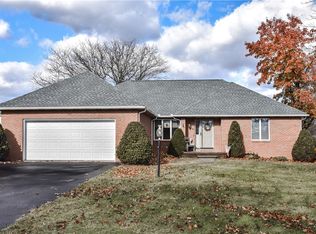40 Coates Ln, Indiana, PA 15701