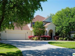 162 12th Green Ln, Salado, TX 76571