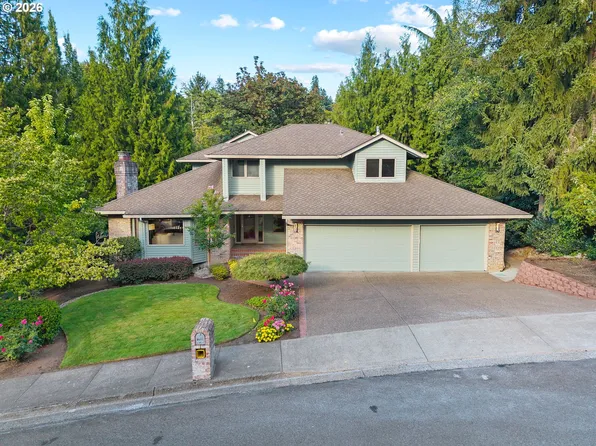 6011 SW Knightsbridge Dr, Portland, OR 97219