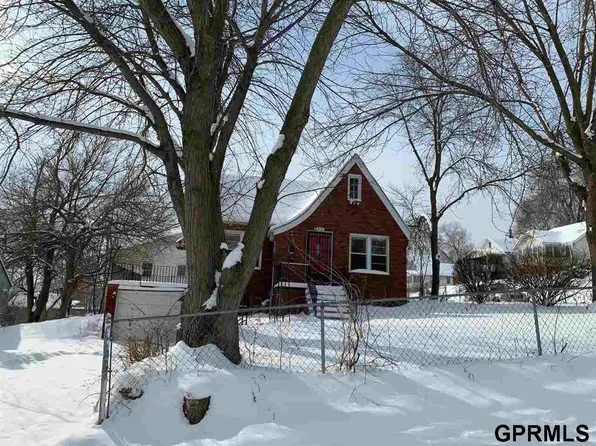 3059 Redick Ave, Omaha, NE 68112