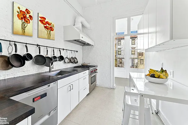 Rented by Brown Harris Stevens | media 20