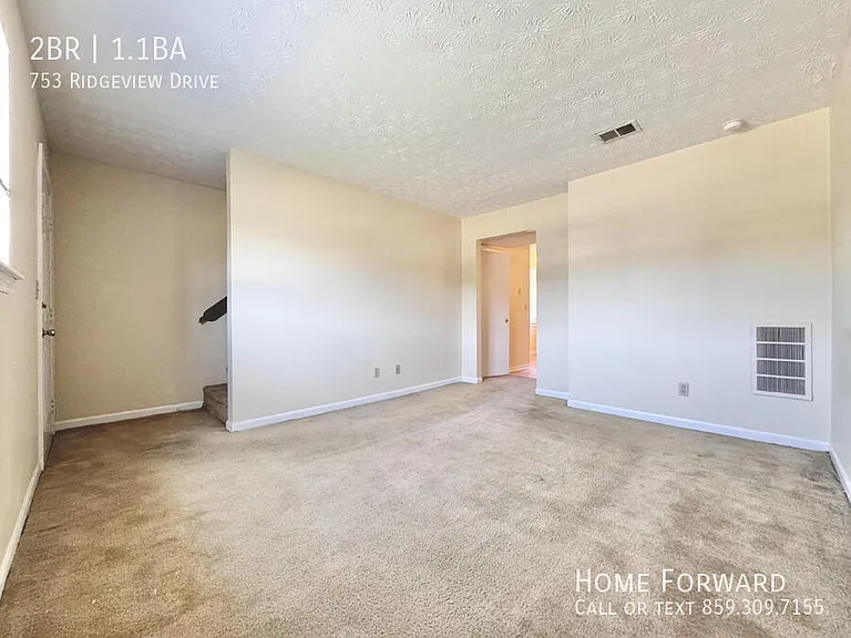 753 Ridgeview Dr — Photo 8