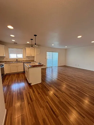 1625 10th Ave E #210-1 Photo 1
