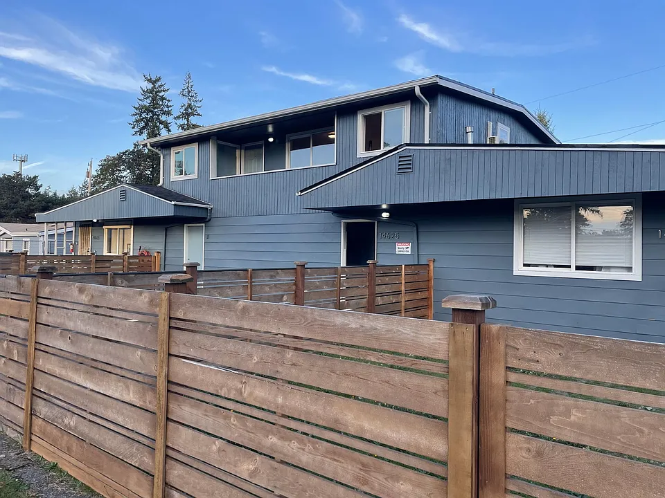 SW corner of Triplex