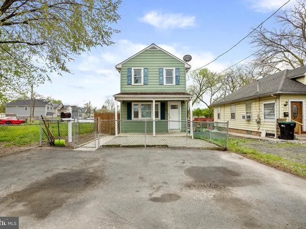 214 State Rd, Croydon, PA 19021