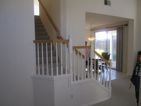 3rd image of 14 Genoa Ct