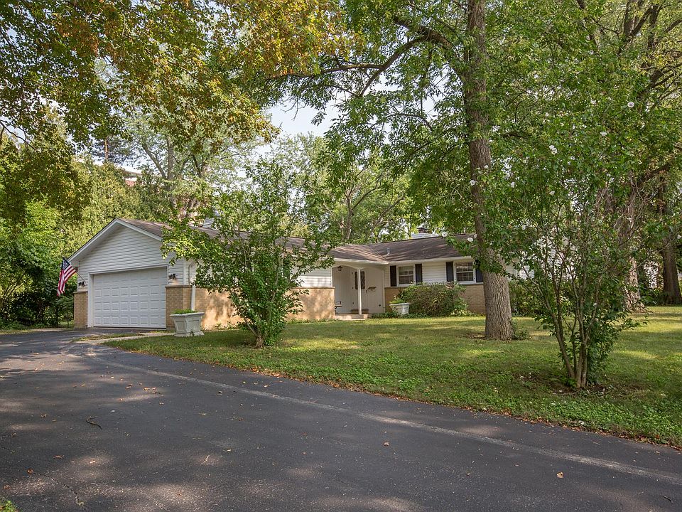 1st image of 26 Hawley Ct
