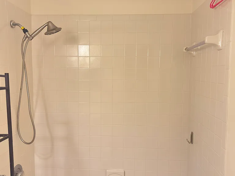 1090 Flintlock Ave SE — Photo 8